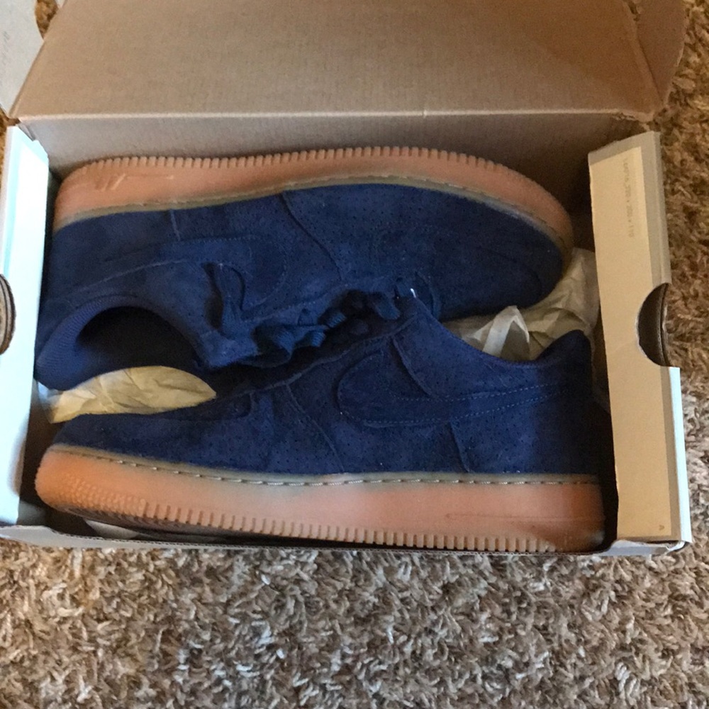 Size 10 Women’s AF1 Blue Suede